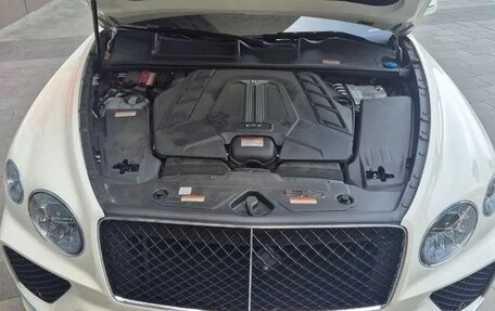 Bentley Bentayga I, 2024 год, 30 650 000 рублей, 14 фотография