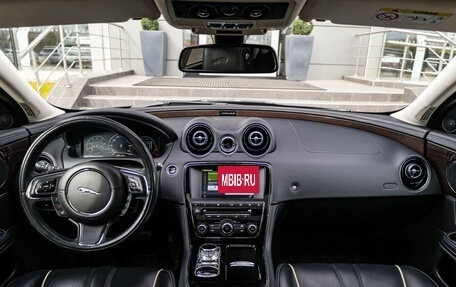 Jaguar XJ IV (X351), 2017 год, 2 190 000 рублей, 16 фотография