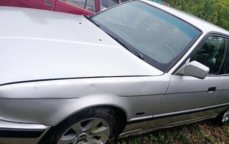 BMW 5 серия, 1990 год, 329 000 рублей, 2 фотография