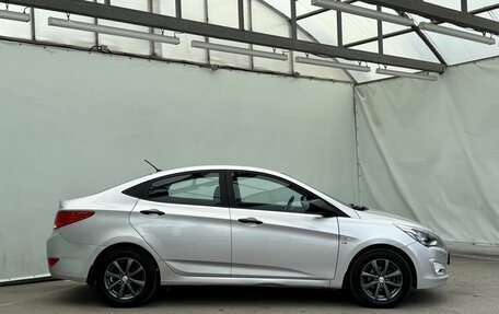 Hyundai Solaris II рестайлинг, 2014 год, 855 000 рублей, 9 фотография