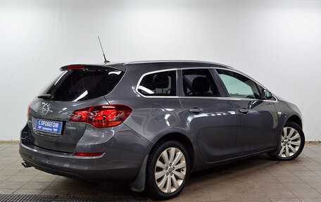 Opel Astra J, 2012 год, 670 000 рублей, 3 фотография