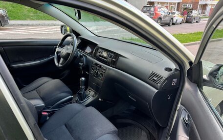 Toyota Corolla, 2005 год, 595 000 рублей, 9 фотография