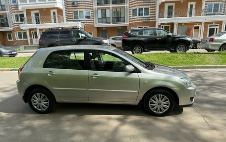 Toyota Corolla, 2005 год, 595 000 рублей, 4 фотография