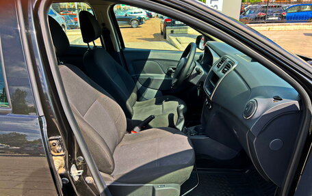 Renault Logan II, 2017 год, 780 000 рублей, 11 фотография