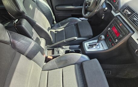 Audi A4, 2005 год, 850 000 рублей, 10 фотография
