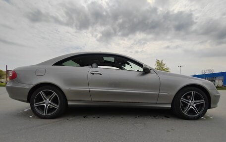 Mercedes-Benz CLK-Класс, 2004 год, 940 000 рублей, 7 фотография