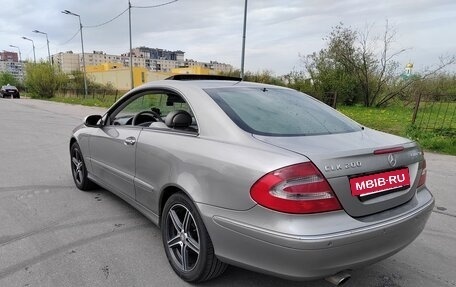 Mercedes-Benz CLK-Класс, 2004 год, 940 000 рублей, 3 фотография