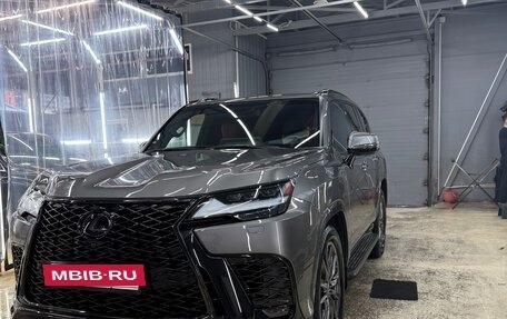 Lexus LX, 2023 год, 19 000 000 рублей, 8 фотография