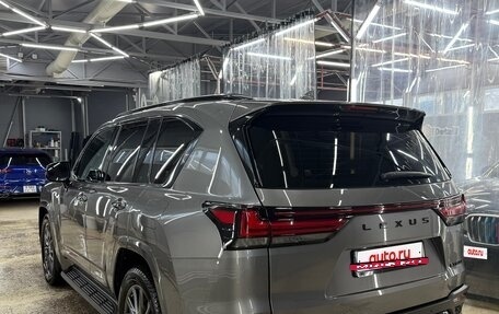 Lexus LX, 2023 год, 19 000 000 рублей, 10 фотография