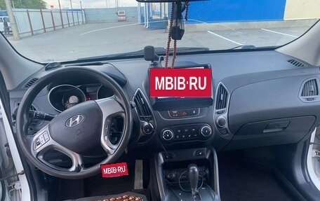 Hyundai ix35 I рестайлинг, 2014 год, 1 050 000 рублей, 4 фотография