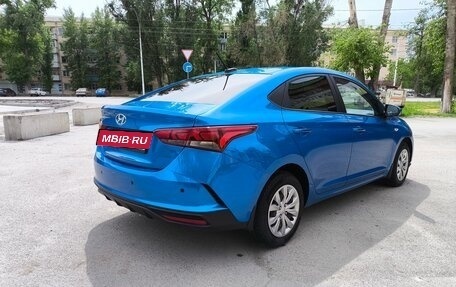 Hyundai Solaris II рестайлинг, 2020 год, 1 400 000 рублей, 4 фотография