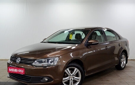 Volkswagen Jetta VI, 2012 год, 960 000 рублей, 2 фотография