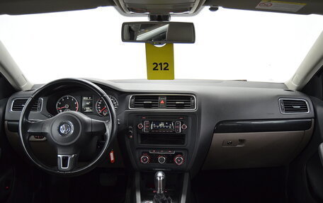 Volkswagen Jetta VI, 2012 год, 960 000 рублей, 19 фотография
