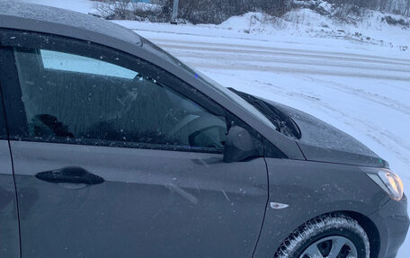Hyundai Solaris II рестайлинг, 2014 год, 750 000 рублей, 3 фотография