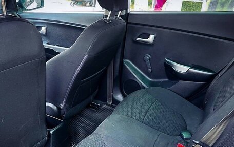 KIA Rio III рестайлинг, 2013 год, 750 000 рублей, 14 фотография