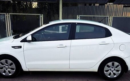 KIA Rio III рестайлинг, 2013 год, 750 000 рублей, 10 фотография