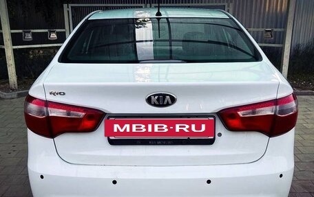 KIA Rio III рестайлинг, 2013 год, 750 000 рублей, 11 фотография