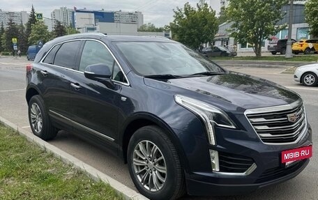 Cadillac XT5 I рестайлинг, 2019 год, 3 000 000 рублей, 2 фотография