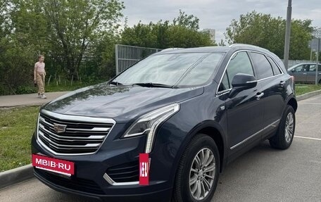 Cadillac XT5 I рестайлинг, 2019 год, 3 000 000 рублей, 3 фотография