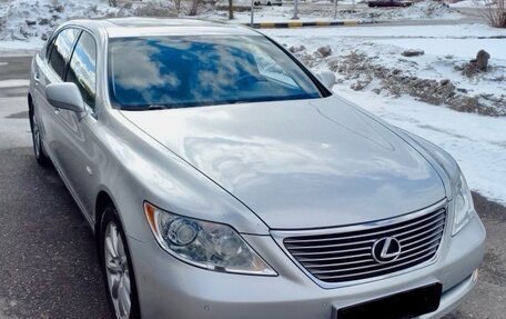 Lexus LS IV, 2008 год, 2 350 000 рублей, 2 фотография
