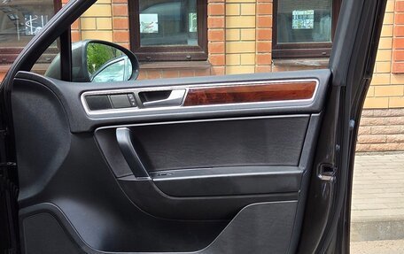 Volkswagen Touareg III, 2015 год, 3 900 000 рублей, 31 фотография
