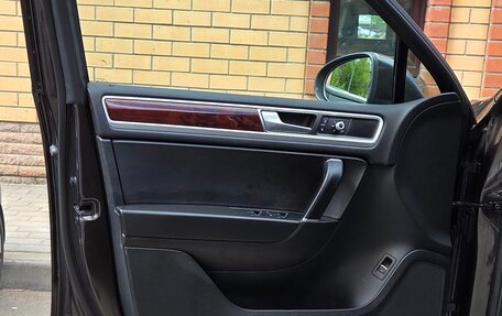 Volkswagen Touareg III, 2015 год, 3 900 000 рублей, 30 фотография