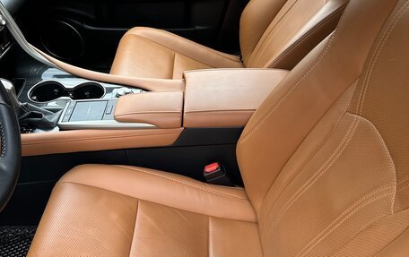 Lexus RX IV рестайлинг, 2022 год, 7 600 000 рублей, 16 фотография