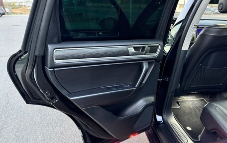 Volkswagen Touareg III, 2012 год, 2 850 000 рублей, 16 фотография