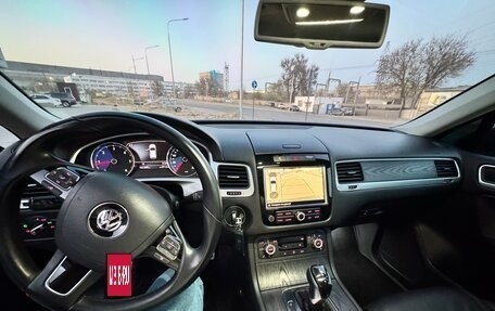 Volkswagen Touareg III, 2012 год, 2 850 000 рублей, 13 фотография