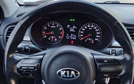 KIA Rio IV, 2017 год, 1 300 000 рублей, 10 фотография