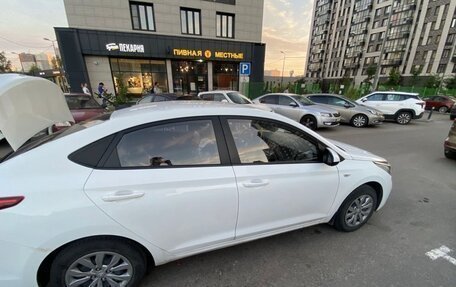 Hyundai Solaris II рестайлинг, 2019 год, 1 275 000 рублей, 4 фотография