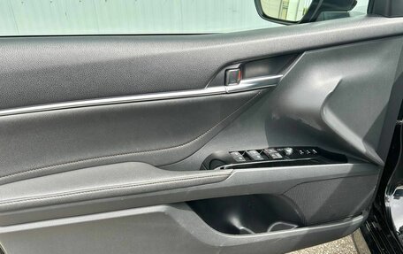 Toyota Camry, 2018 год, 2 845 000 рублей, 16 фотография