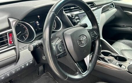 Toyota Camry, 2018 год, 2 845 000 рублей, 11 фотография