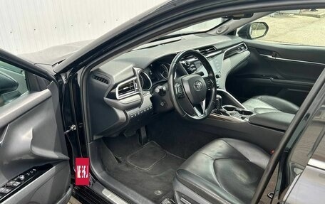 Toyota Camry, 2018 год, 2 845 000 рублей, 17 фотография