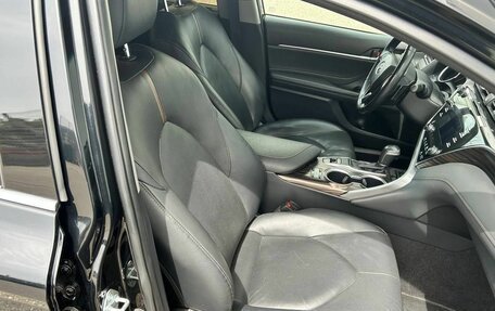 Toyota Camry, 2018 год, 2 845 000 рублей, 20 фотография