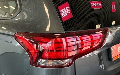 Mitsubishi Outlander III рестайлинг 3, 2019 год, 2 350 000 рублей, 36 фотография