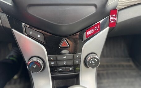 Chevrolet Cruze II, 2012 год, 925 000 рублей, 15 фотография
