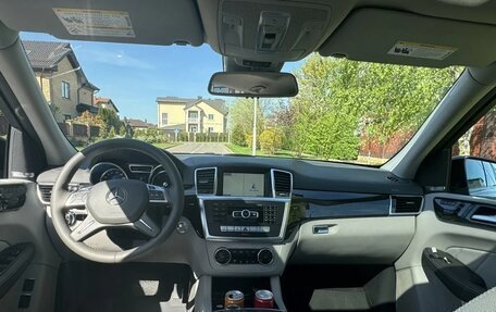 Mercedes-Benz GL-Класс, 2015 год, 4 000 000 рублей, 12 фотография