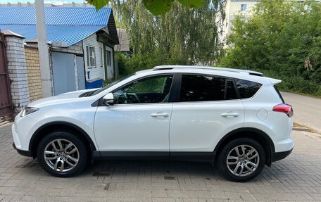 Toyota RAV4, 2018 год, 2 999 000 рублей, 4 фотография