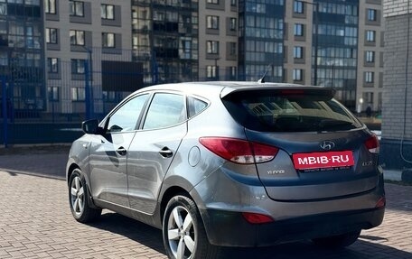 Hyundai ix35 I рестайлинг, 2013 год, 930 000 рублей, 5 фотография