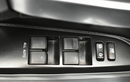 Toyota Land Cruiser 200, 2019 год, 7 699 000 рублей, 14 фотография