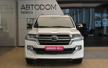 Toyota Land Cruiser 200, 2019 год, 7 699 000 рублей, 2 фотография