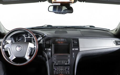 Cadillac Escalade III, 2008 год, 1 365 000 рублей, 15 фотография