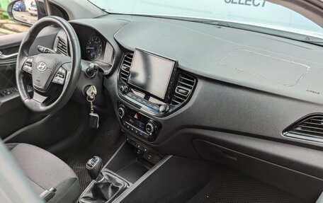 Hyundai Solaris II рестайлинг, 2020 год, 925 000 рублей, 22 фотография
