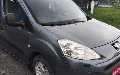 Peugeot Partner II рестайлинг 2, 2010 год, 930 000 рублей, 9 фотография