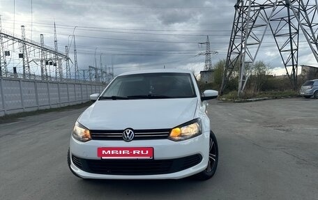Volkswagen Polo VI (EU Market), 2014 год, 575 000 рублей, 4 фотография