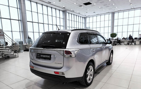 Mitsubishi Outlander III рестайлинг 3, 2012 год, 1 199 000 рублей, 9 фотография