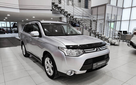 Mitsubishi Outlander III рестайлинг 3, 2012 год, 1 199 000 рублей, 7 фотография