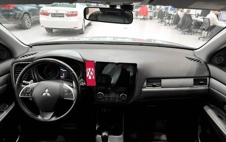 Mitsubishi Outlander III рестайлинг 3, 2012 год, 1 199 000 рублей, 18 фотография
