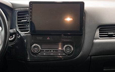Mitsubishi Outlander III рестайлинг 3, 2012 год, 1 199 000 рублей, 19 фотография